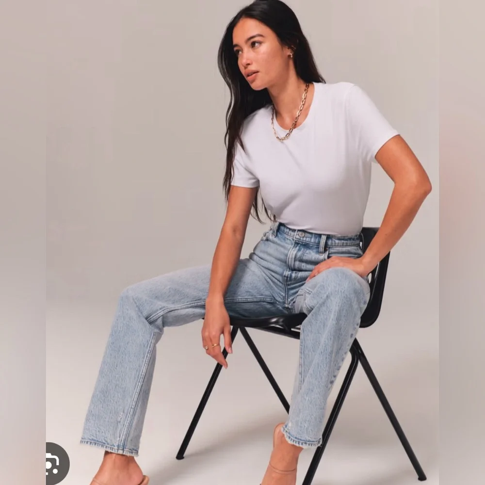 COPY - Abercrombie and fitch 90s straight ultra high rise 25/0S - Picture 2 of 6